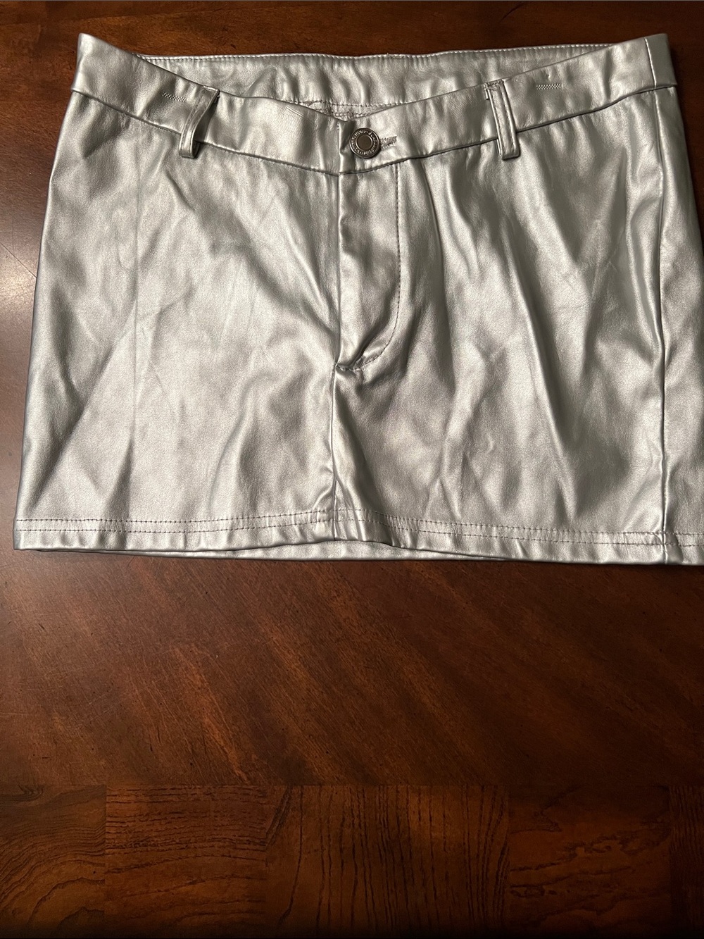 SHEIN Metallic Silver women’s Mini Skirt